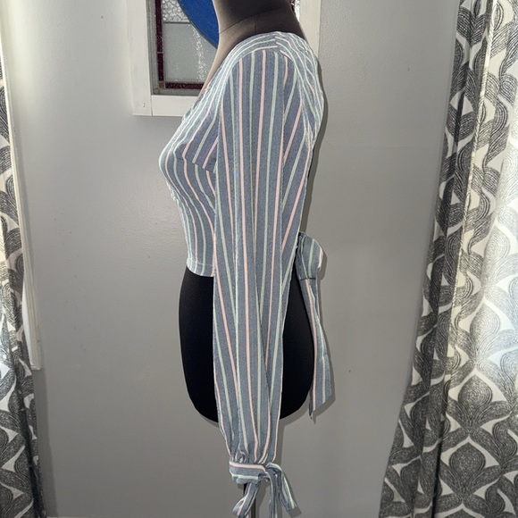 Fanco Open Back Long Sleeve Wrap Top - Picture 4 of 8